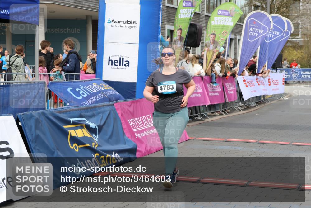 12.04.2026 - 45. Internationalen Wilhelmsburger Insellauf Strokosch-Dieckow http://msf.ph/oto/9464603 12.04.2026 13:14:07 Ziel 2062, 4783, 4178 meine-sportfotos.de