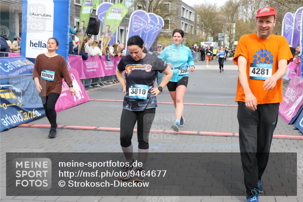 12.04.2026 - 45. Internationalen Wilhelmsburger Insellauf Strokosch-Dieckow http://msf.ph/oto/9464677 12.04.2026 13:14:03 Ziel 3810, 3268, 2062, 4783 meine-sportfotos.de