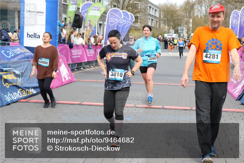 12.04.2026 - 45. Internationalen Wilhelmsburger Insellauf Strokosch-Dieckow http://msf.ph/oto/9464682 12.04.2026 13:14:03 Ziel 3810, 3268, 2062, 4783 meine-sportfotos.de
