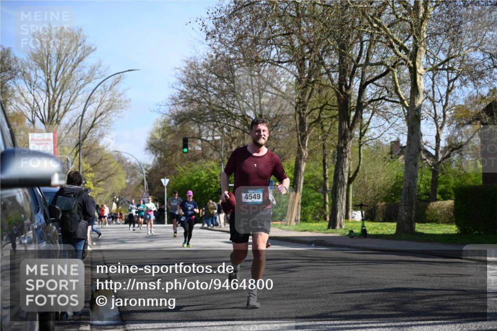 12.04.2026 - 45. Internationalen Wilhelmsburger Insellauf J. Mangold http://msf.ph/oto/9464800 12.04.2026 10:56:07 Ziel 2797, 2796, 2921, 2808, 3916, 4494, 5047, 4070, 5771, 4549, 4717, 2055, 5512, 2220, 4158, 2133, 2754, 4155, 2795, 3917, 3917, 5319, 5352, 2915, 3224, 4654, 3059, 3187 meine-sportfotos.de