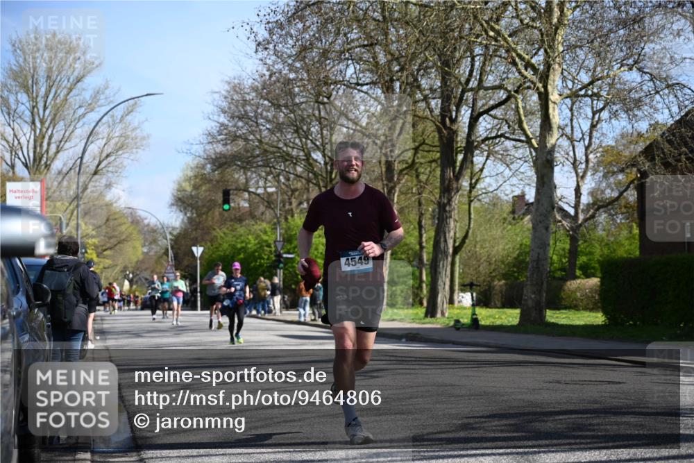 12.04.2026 - 45. Internationalen Wilhelmsburger Insellauf J. Mangold http://msf.ph/oto/9464806 12.04.2026 10:56:07 Ziel 2797, 2796, 2921, 2808, 3916, 4494, 5047, 4070, 5771, 4549, 4717, 2055, 5512, 2220, 4158, 2133, 2754, 4155, 2795, 3917, 3917, 5319, 5352, 2915, 3224, 4654, 3059, 3187 meine-sportfotos.de