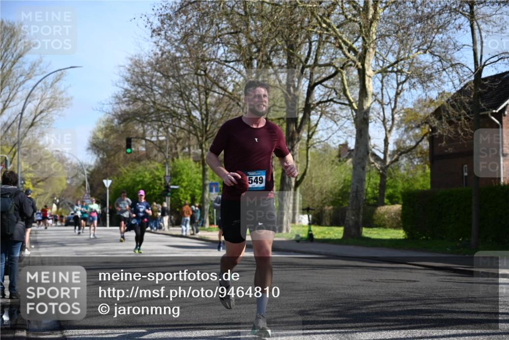 12.04.2026 - 45. Internationalen Wilhelmsburger Insellauf J. Mangold http://msf.ph/oto/9464810 12.04.2026 10:56:08 Ziel 2921, 2808, 3916, 4494, 5047, 4070, 5771, 4549, 4717, 2055, 5512, 2220, 5512, 2220, 4158, 2133, 2754, 4155, 2795, 3917, 5319, 5352, 5319, 5352, 2915, 3224, 4654, 3059, 3187, 4448 meine-sportfotos.de