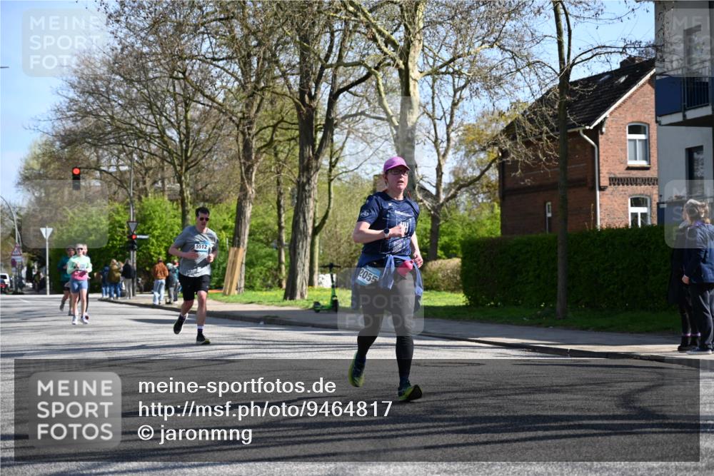 12.04.2026 - 45. Internationalen Wilhelmsburger Insellauf J. Mangold http://msf.ph/oto/9464817 12.04.2026 10:56:14 Ziel 4494, 5047, 4070, 5771, 4549, 4717, 2055, 5512, 2220, 4158, 2133, 2754, 4155, 2133, 2754, 4155, 2795, 3917, 5319, 5352, 2915, 3224, 4654, 3059, 3187, 4448, 2912, 2913 meine-sportfotos.de