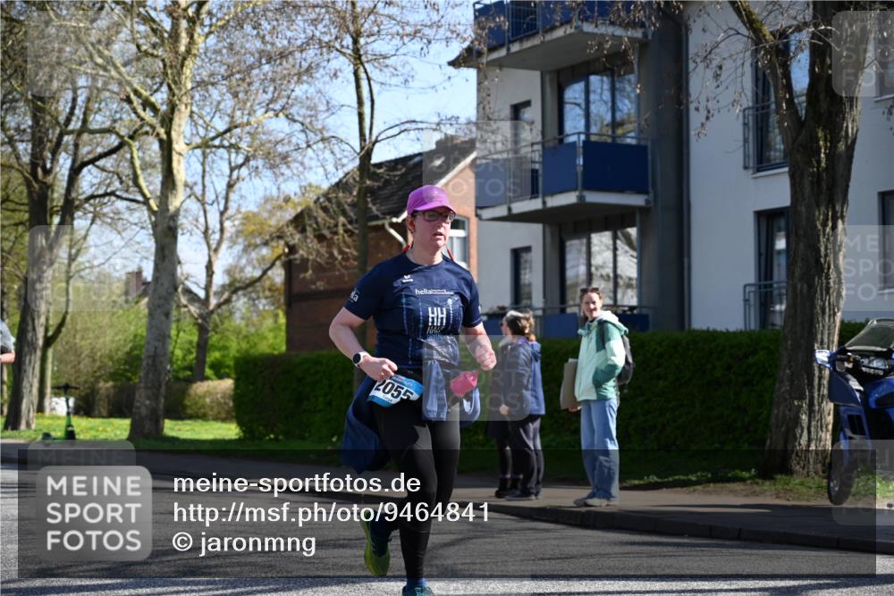 12.04.2026 - 45. Internationalen Wilhelmsburger Insellauf J. Mangold http://msf.ph/oto/9464841 12.04.2026 10:56:15 Ziel 4494, 5047, 4070, 5771, 4549, 4717, 2055, 5512, 2220, 4158, 2133, 2754, 4155, 2795, 3917, 5319, 5352, 2915, 3224, 4654, 4654, 3059, 3187, 4448, 2912, 2913 meine-sportfotos.de
