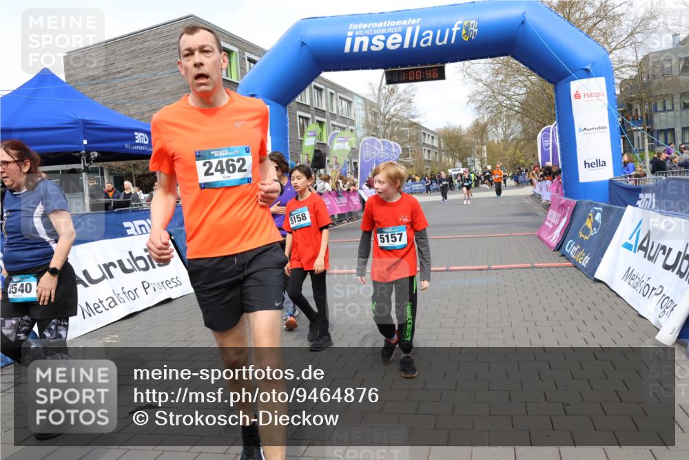 12.04.2026 - 45. Internationalen Wilhelmsburger Insellauf Strokosch-Dieckow http://msf.ph/oto/9464876 12.04.2026 13:13:46 Ziel 5158, 5157, 2462, 4533, 5693, 5637 meine-sportfotos.de