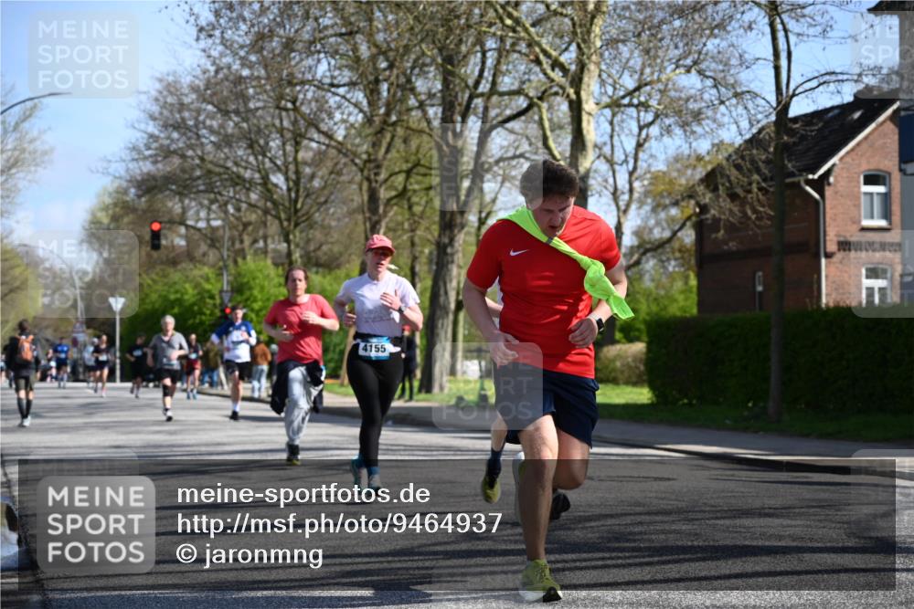 12.04.2026 - 45. Internationalen Wilhelmsburger Insellauf J. Mangold http://msf.ph/oto/9464937 12.04.2026 10:56:28 Ziel 2055, 5512, 2220, 4158, 2133, 2754, 4155, 2795, 3917, 5319, 5352, 2915, 3224, 4654, 3059, 3187, 4448, 2912, 2913, 4927, 2791, 2067, 4321, 2744, 5508, 4388, 2579, 2458, 5845, 5844 meine-sportfotos.de