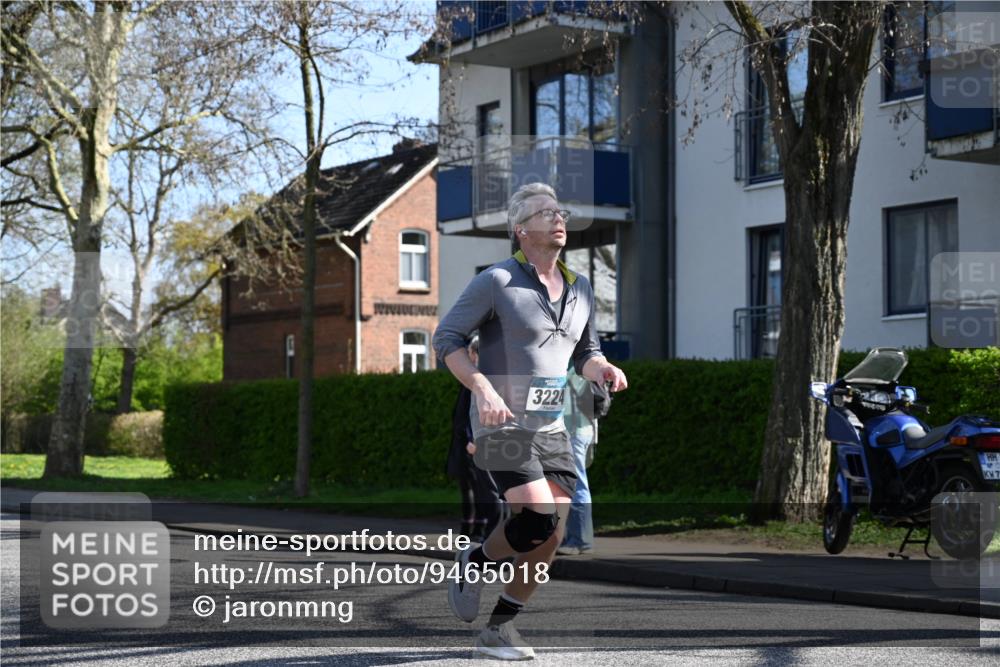 12.04.2026 - 45. Internationalen Wilhelmsburger Insellauf J. Mangold http://msf.ph/oto/9465018 12.04.2026 10:56:36 Ziel 4158, 2133, 2754, 4155, 2795, 3917, 5319, 5352, 2915, 3224, 4654, 3059, 3187, 4448, 2912, 2913, 4927, 2791, 2067, 4321, 2744, 5508, 4388, 2579, 2579, 2458, 5845, 5844, 5701 meine-sportfotos.de