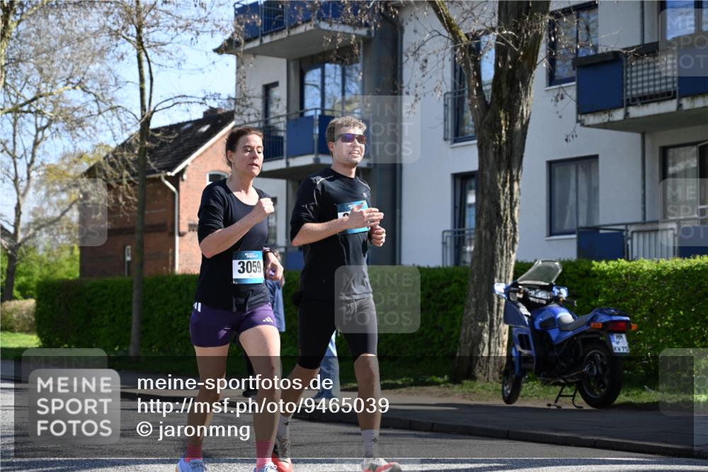 12.04.2026 - 45. Internationalen Wilhelmsburger Insellauf J. Mangold http://msf.ph/oto/9465039 12.04.2026 10:56:42 Ziel 2795, 3917, 5319, 5352, 2915, 3224, 4654, 3059, 3187, 4448, 2912, 2913, 4927, 2791, 2067, 4321, 2744, 5508, 4388, 2579, 2458, 5845, 5844, 5701 meine-sportfotos.de