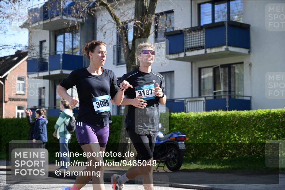 12.04.2026 - 45. Internationalen Wilhelmsburger Insellauf J. Mangold http://msf.ph/oto/9465048 12.04.2026 10:56:42 Ziel 2795, 3917, 5319, 5352, 2915, 3224, 4654, 3059, 3187, 4448, 2912, 2913, 4927, 2791, 2067, 4321, 2744, 5508, 4388, 2579, 2458, 5845, 5844, 5701 meine-sportfotos.de