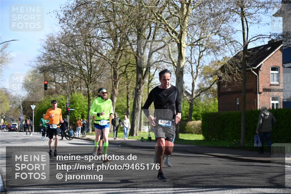 12.04.2026 - 45. Internationalen Wilhelmsburger Insellauf J. Mangold http://msf.ph/oto/9465176 12.04.2026 10:56:58 Ziel 2912, 2913, 4927, 2791, 2067, 4321, 2744, 5508, 4388, 2579, 2458, 5845, 5844, 5701, 4368, 2441, 5243 meine-sportfotos.de