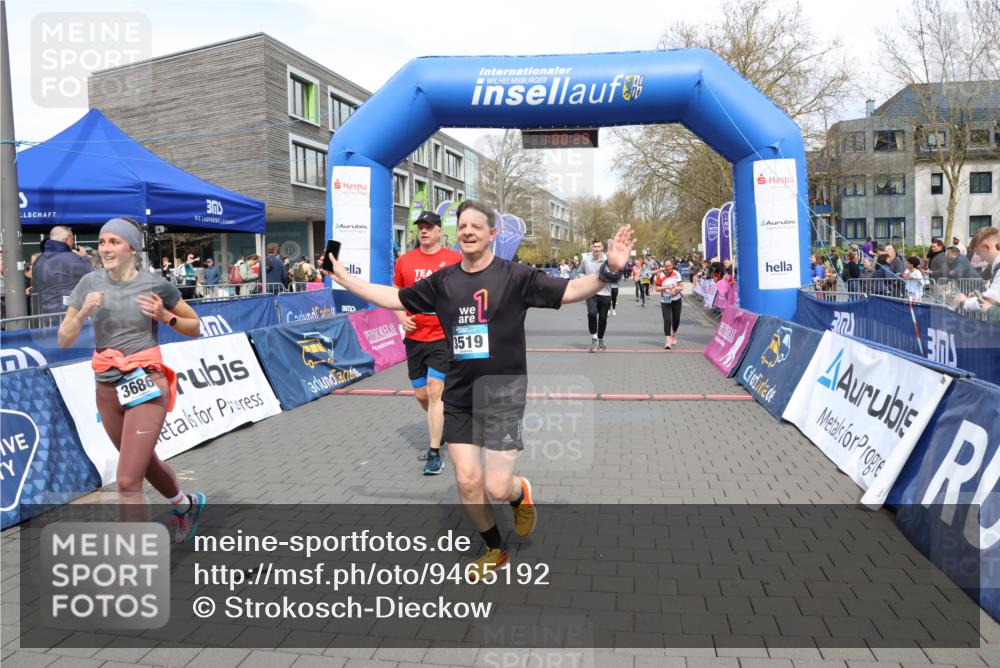 12.04.2026 - 45. Internationalen Wilhelmsburger Insellauf Strokosch-Dieckow http://msf.ph/oto/9465192 12.04.2026 13:13:29 Ziel 4693, 3519, 4970, 3686, 4643, 2877, 5265, 5266, 4648 meine-sportfotos.de