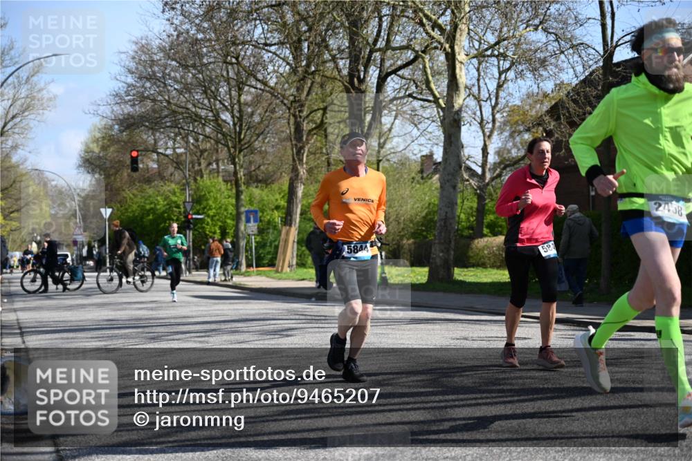 12.04.2026 - 45. Internationalen Wilhelmsburger Insellauf J. Mangold http://msf.ph/oto/9465207 12.04.2026 10:57:00 Ziel 2912, 2913, 4927, 2791, 2067, 4321, 2744, 5508, 4388, 2579, 2458, 5845, 5844, 5701, 5701, 4368, 4368, 2441, 5243 meine-sportfotos.de