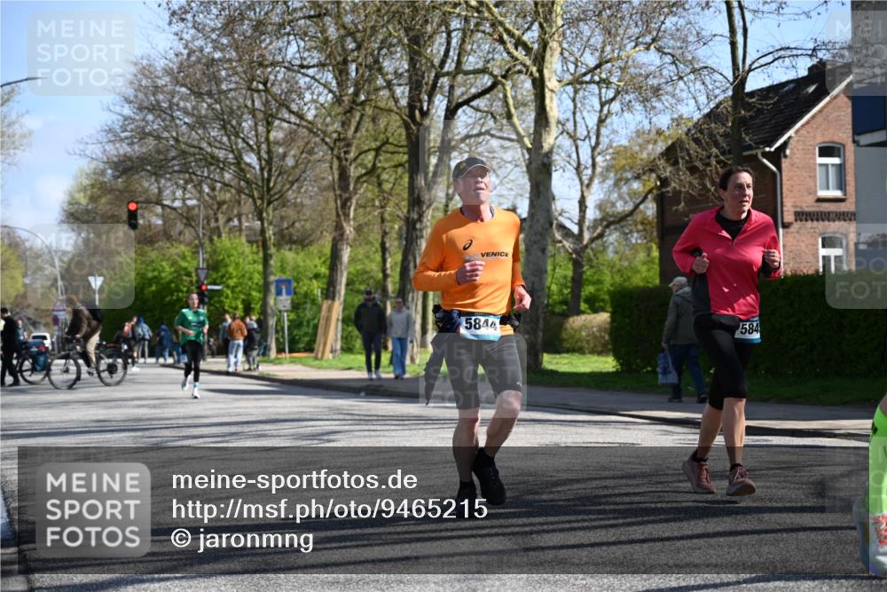 12.04.2026 - 45. Internationalen Wilhelmsburger Insellauf J. Mangold http://msf.ph/oto/9465215 12.04.2026 10:57:01 Ziel 2912, 2913, 4927, 2791, 2067, 4321, 2744, 5508, 4388, 2579, 2458, 5845, 5844, 5701, 4368, 2441, 5243, 3798 meine-sportfotos.de