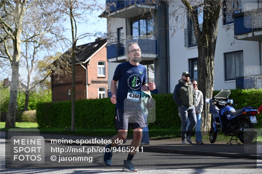 12.04.2026 - 45. Internationalen Wilhelmsburger Insellauf J. Mangold http://msf.ph/oto/9465241 12.04.2026 10:57:23 Ziel 5701, 4368, 2441, 5243, 3798, 2861, 3340, 3340, 2847, 4339, 3179, 3753, 4947, 3754, 5362, 4157, 2164, 4120, 2283, 2228, 4396 meine-sportfotos.de