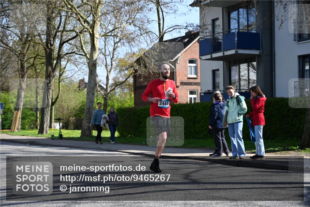 12.04.2026 - 45. Internationalen Wilhelmsburger Insellauf J. Mangold http://msf.ph/oto/9465267 12.04.2026 10:57:31 Ziel 4368, 2441, 5243, 3798, 2861, 3340, 2847, 4339, 3179, 3753, 4947, 3754, 5362, 4157, 2164, 4120, 2283, 2228, 2228, 4396, 3997, 2818, 3257 meine-sportfotos.de