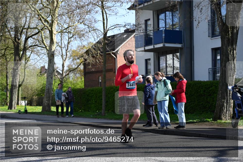12.04.2026 - 45. Internationalen Wilhelmsburger Insellauf J. Mangold http://msf.ph/oto/9465274 12.04.2026 10:57:31 Ziel 4368, 2441, 5243, 3798, 2861, 3340, 2847, 4339, 3179, 3753, 4947, 3754, 5362, 4157, 2164, 4120, 2283, 2228, 2228, 4396, 3997, 2818, 3257 meine-sportfotos.de