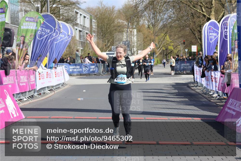 12.04.2026 - 45. Internationalen Wilhelmsburger Insellauf Strokosch-Dieckow http://msf.ph/oto/9465302 12.04.2026 11:15:25 Ziel 2165 meine-sportfotos.de