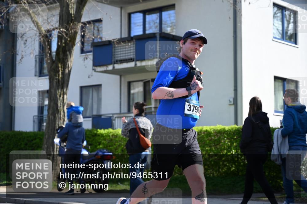 12.04.2026 - 45. Internationalen Wilhelmsburger Insellauf J. Mangold http://msf.ph/oto/9465311 12.04.2026 10:57:37 Ziel 4368, 2441, 5243, 3798, 2861, 3340, 2847, 2847, 4339, 3179, 3753, 4947, 3754, 5362, 4157, 2164, 4120, 2283, 2228, 4396, 3997, 2818, 3257, 2499, 2194, 2900, 3260 meine-sportfotos.de