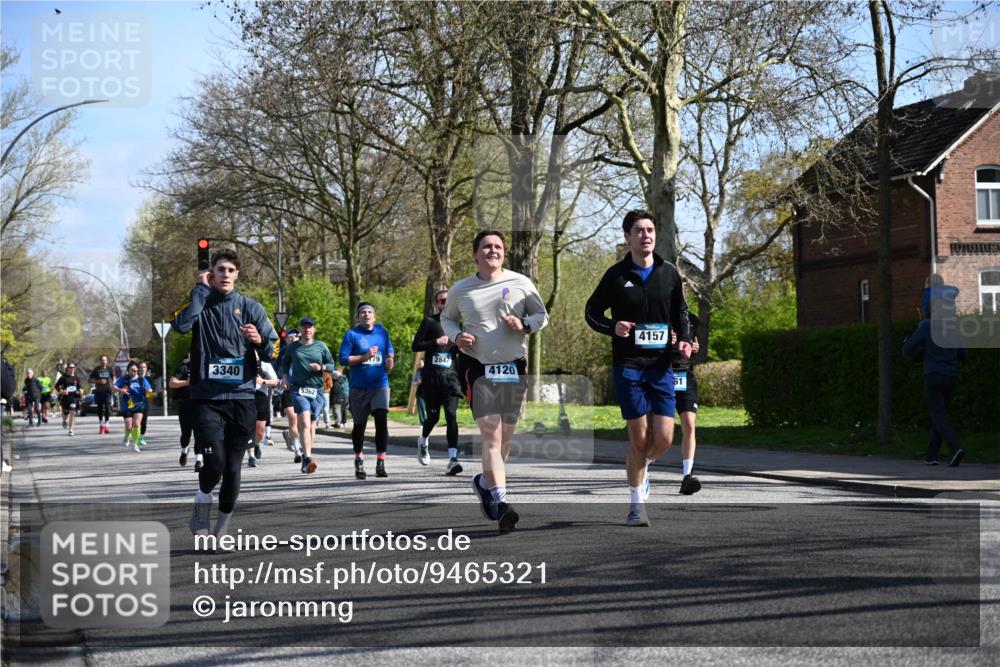 12.04.2026 - 45. Internationalen Wilhelmsburger Insellauf J. Mangold http://msf.ph/oto/9465321 12.04.2026 10:57:44 Ziel 2441, 5243, 3798, 2861, 3340, 2847, 4339, 3179, 3753, 4947, 3754, 5362, 4157, 2164, 4120, 2283, 2228, 4396, 3997, 2818, 3257, 2499, 2194, 2900, 3260, 3568, 4352, 4215, 4394, 3665 meine-sportfotos.de