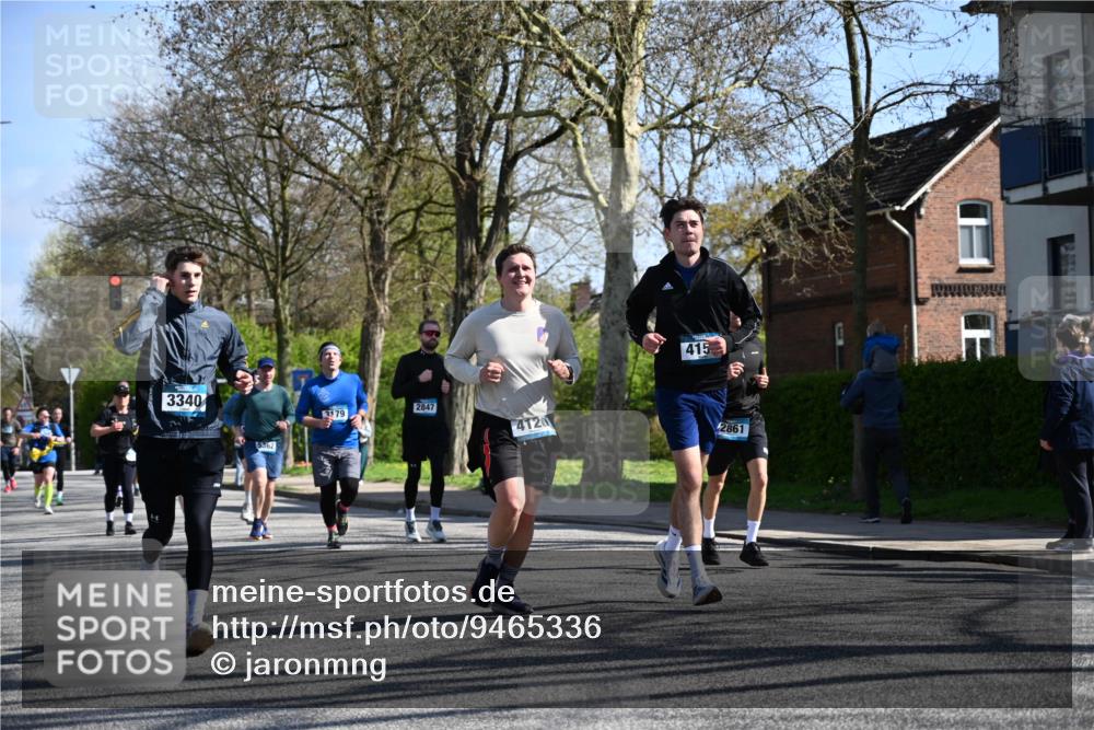 12.04.2026 - 45. Internationalen Wilhelmsburger Insellauf J. Mangold http://msf.ph/oto/9465336 12.04.2026 10:57:44 Ziel 2441, 5243, 3798, 2861, 3340, 2847, 4339, 3179, 3753, 4947, 3754, 5362, 4157, 2164, 4120, 2283, 2228, 4396, 3997, 2818, 3257, 2499, 2194, 2900, 3260, 3568, 4352, 4215, 4394, 3665 meine-sportfotos.de