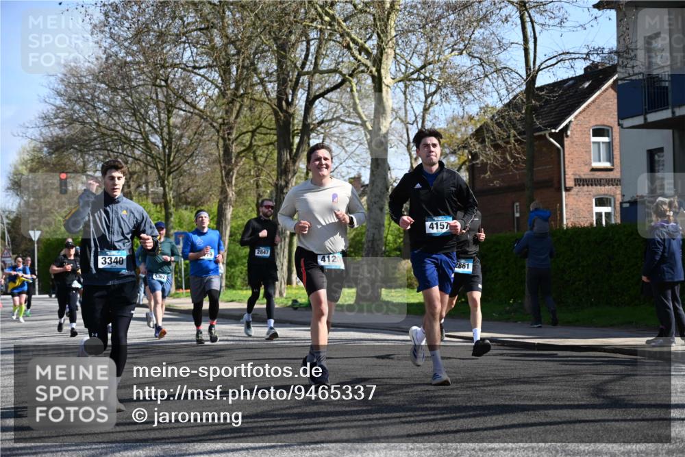 12.04.2026 - 45. Internationalen Wilhelmsburger Insellauf J. Mangold http://msf.ph/oto/9465337 12.04.2026 10:57:44 Ziel 2441, 5243, 3798, 2861, 3340, 2847, 4339, 3179, 3753, 4947, 3754, 5362, 4157, 2164, 4120, 2283, 2228, 4396, 3997, 2818, 3257, 2499, 2194, 2900, 3260, 3568, 4352, 4215, 4394, 3665 meine-sportfotos.de
