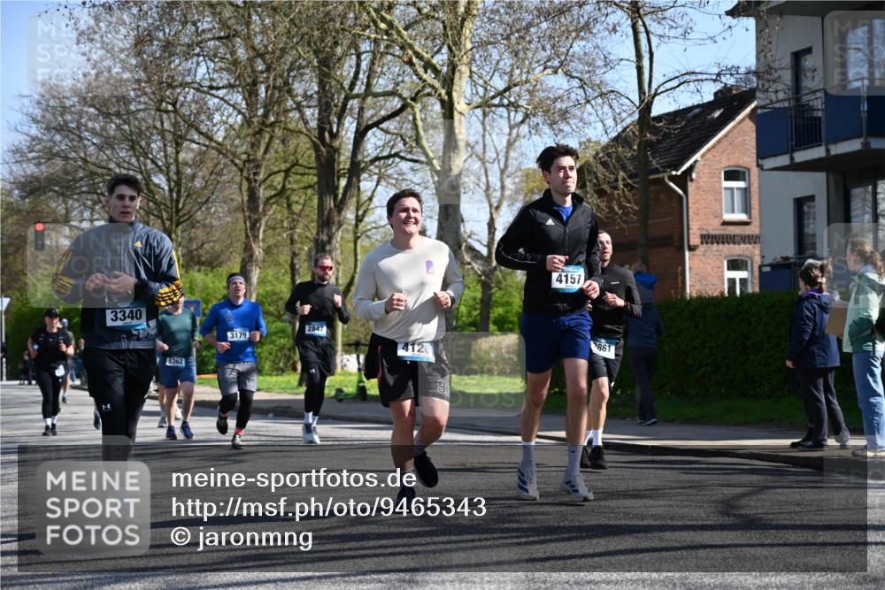 12.04.2026 - 45. Internationalen Wilhelmsburger Insellauf J. Mangold http://msf.ph/oto/9465343 12.04.2026 10:57:45 Ziel 2441, 5243, 3798, 2861, 3340, 2847, 4339, 3179, 3753, 4947, 3754, 5362, 4157, 2164, 4120, 2283, 2228, 4396, 4396, 3997, 2818, 3257, 2499, 2499, 2194, 2900, 3260, 3568, 4352, 4215, 4394, 3665 meine-sportfotos.de