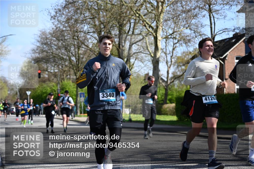 12.04.2026 - 45. Internationalen Wilhelmsburger Insellauf J. Mangold http://msf.ph/oto/9465354 12.04.2026 10:57:46 Ziel 5243, 3798, 2861, 3340, 2847, 4339, 3179, 3753, 4947, 3754, 5362, 4157, 2164, 4120, 2283, 2228, 4396, 3997, 2818, 3257, 2499, 2194, 2194, 2900, 3260, 3568, 4352, 4215, 4394, 3665 meine-sportfotos.de