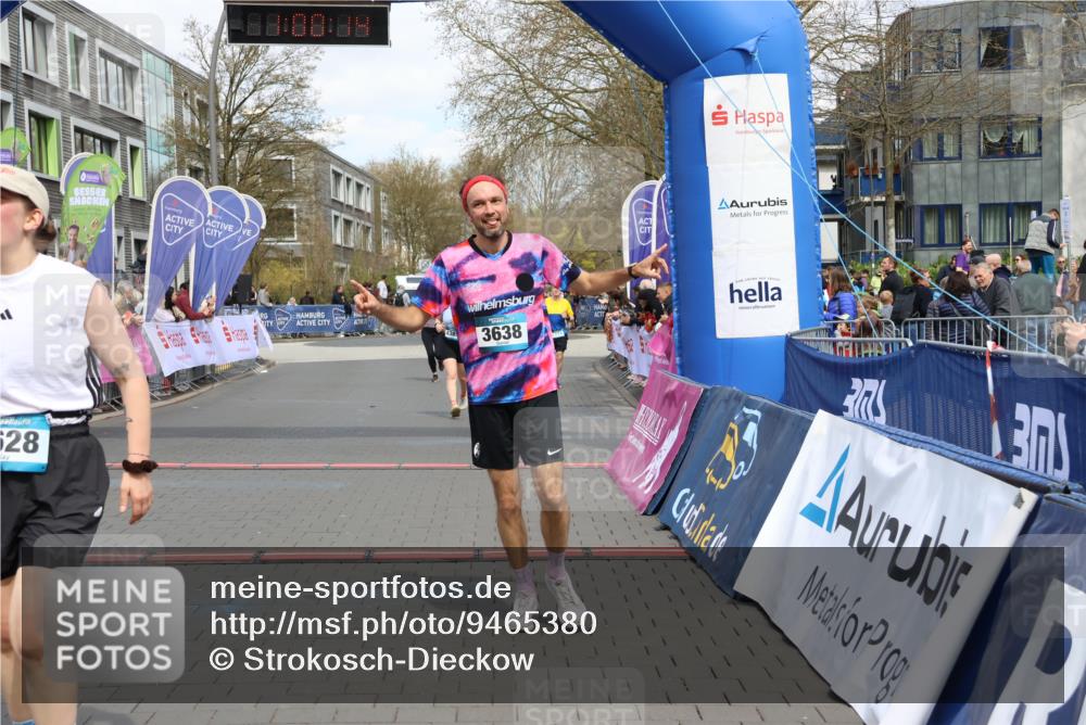 12.04.2026 - 45. Internationalen Wilhelmsburger Insellauf Strokosch-Dieckow http://msf.ph/oto/9465380 12.04.2026 13:13:13 Ziel 2275, 4671, 4627, 4628, 3638, 4385 meine-sportfotos.de