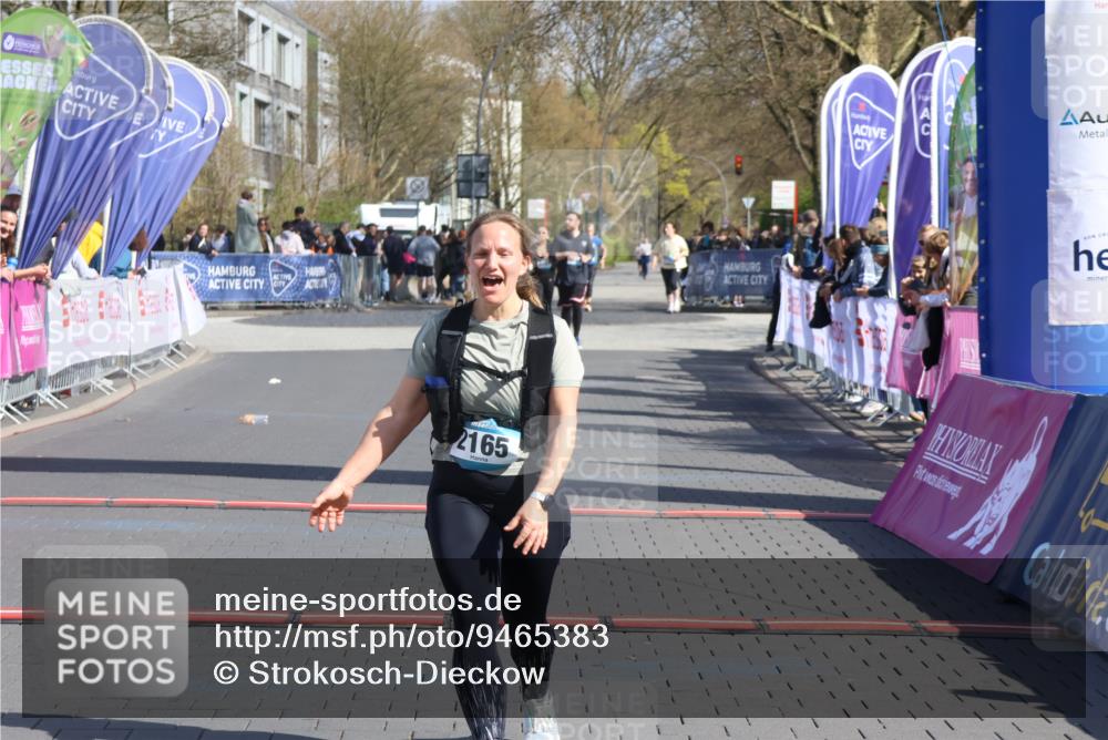 12.04.2026 - 45. Internationalen Wilhelmsburger Insellauf Strokosch-Dieckow http://msf.ph/oto/9465383 12.04.2026 11:15:26 Ziel 2165 meine-sportfotos.de