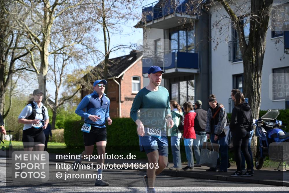 12.04.2026 - 45. Internationalen Wilhelmsburger Insellauf J. Mangold http://msf.ph/oto/9465403 12.04.2026 10:57:49 Ziel 3798, 2861, 3340, 2847, 4339, 3179, 3753, 4947, 3754, 5362, 4157, 2164, 4120, 2283, 2228, 4396, 3997, 2818, 3257, 2499, 2194, 2900, 3260, 3260, 3568, 4352, 4215, 4394, 3665 meine-sportfotos.de