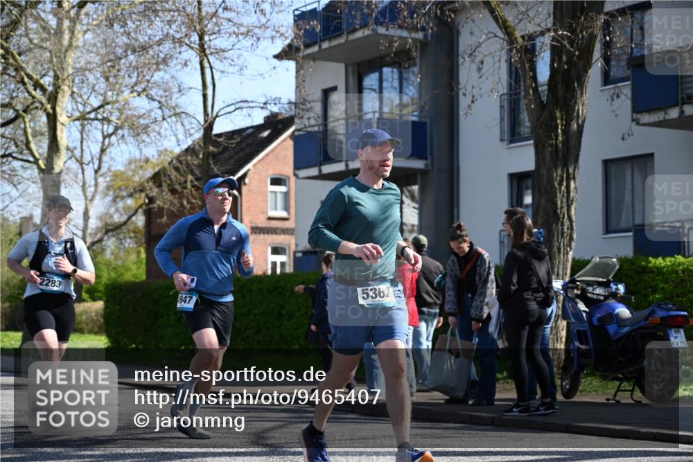 12.04.2026 - 45. Internationalen Wilhelmsburger Insellauf J. Mangold http://msf.ph/oto/9465407 12.04.2026 10:57:49 Ziel 3798, 2861, 3340, 2847, 4339, 3179, 3753, 4947, 3754, 5362, 4157, 2164, 4120, 2283, 2228, 4396, 3997, 2818, 3257, 2499, 2194, 2900, 3260, 3260, 3568, 4352, 4215, 4394, 3665 meine-sportfotos.de