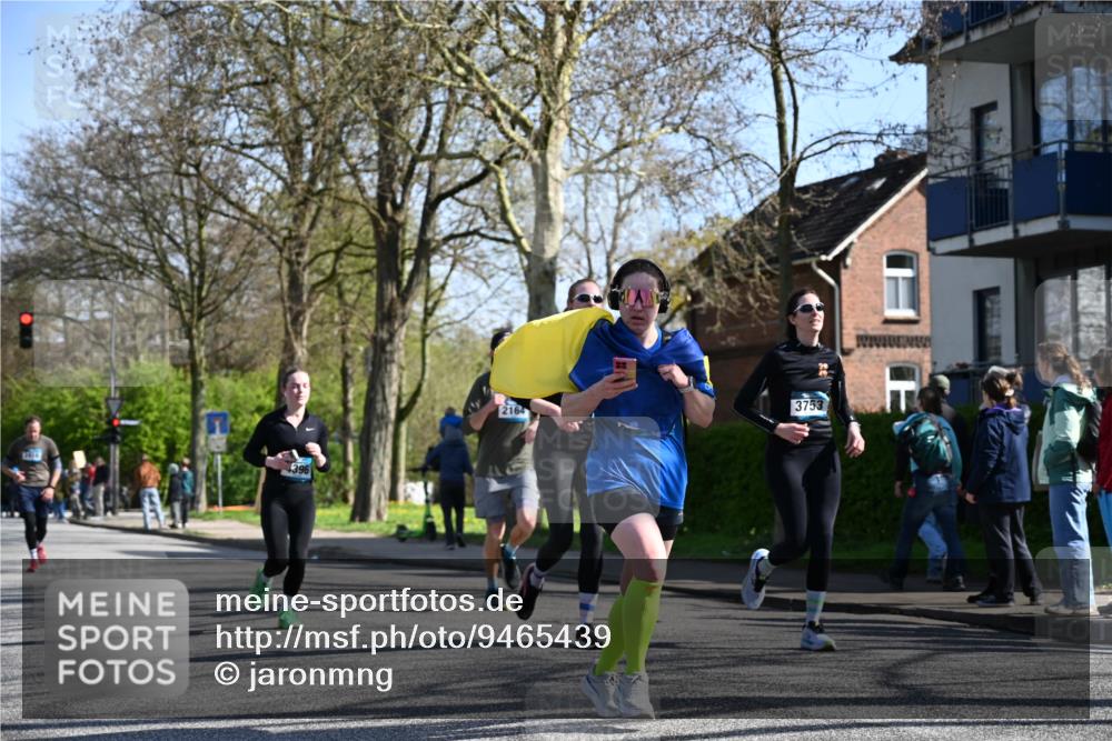 12.04.2026 - 45. Internationalen Wilhelmsburger Insellauf J. Mangold http://msf.ph/oto/9465439 12.04.2026 10:57:52 Ziel 2861, 3340, 2847, 4339, 3179, 3753, 4947, 3754, 5362, 4157, 2164, 4120, 2283, 2228, 4396, 3997, 2818, 3257, 2499, 2194, 2900, 3260, 3568, 4352, 4352, 4215, 4394, 3665, 3968 meine-sportfotos.de