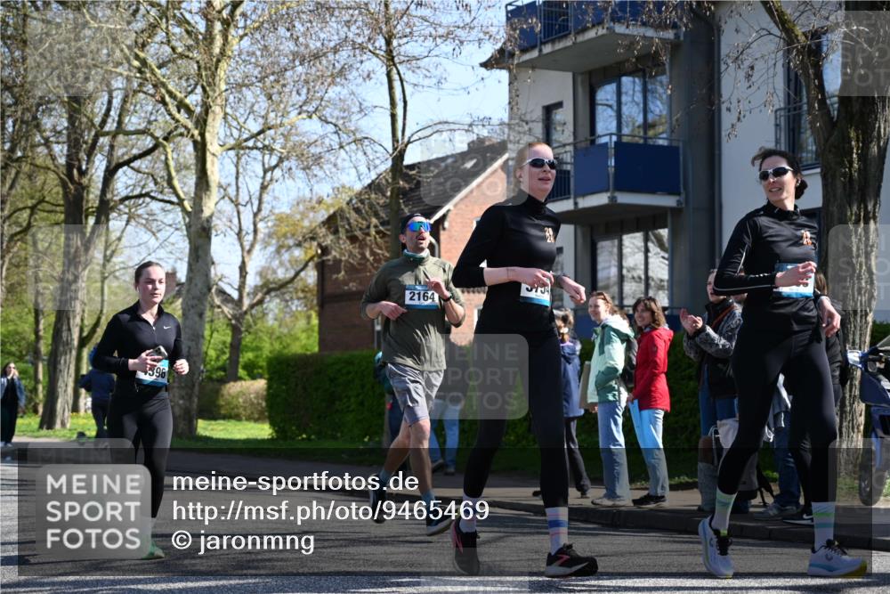 12.04.2026 - 45. Internationalen Wilhelmsburger Insellauf J. Mangold http://msf.ph/oto/9465469 12.04.2026 10:57:53 Ziel 2861, 3340, 2847, 4339, 3179, 3753, 4947, 3754, 5362, 4157, 2164, 4120, 2283, 2228, 4396, 3997, 3997, 2818, 3257, 2499, 2194, 2900, 3260, 3568, 4352, 4215, 4215, 4394, 3665, 3968, 4577 meine-sportfotos.de