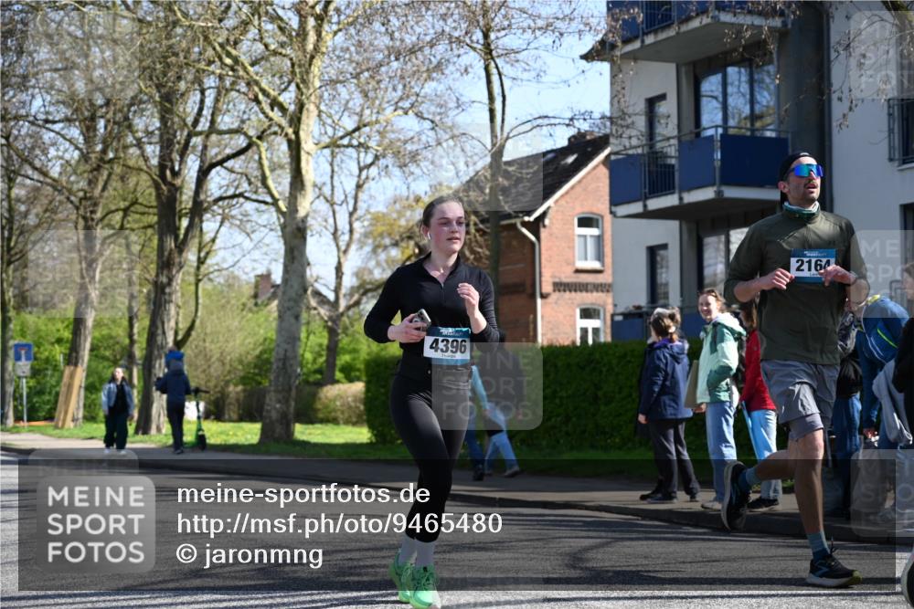 12.04.2026 - 45. Internationalen Wilhelmsburger Insellauf J. Mangold http://msf.ph/oto/9465480 12.04.2026 10:57:54 Ziel 2861, 3340, 2847, 4339, 3179, 3753, 4947, 3754, 5362, 4157, 2164, 4120, 2283, 2228, 4396, 3997, 2818, 2818, 3257, 2499, 2194, 2900, 3260, 3568, 4352, 4215, 4394, 4394, 3665, 3968, 4577, 5703, 3142, 5468 meine-sportfotos.de