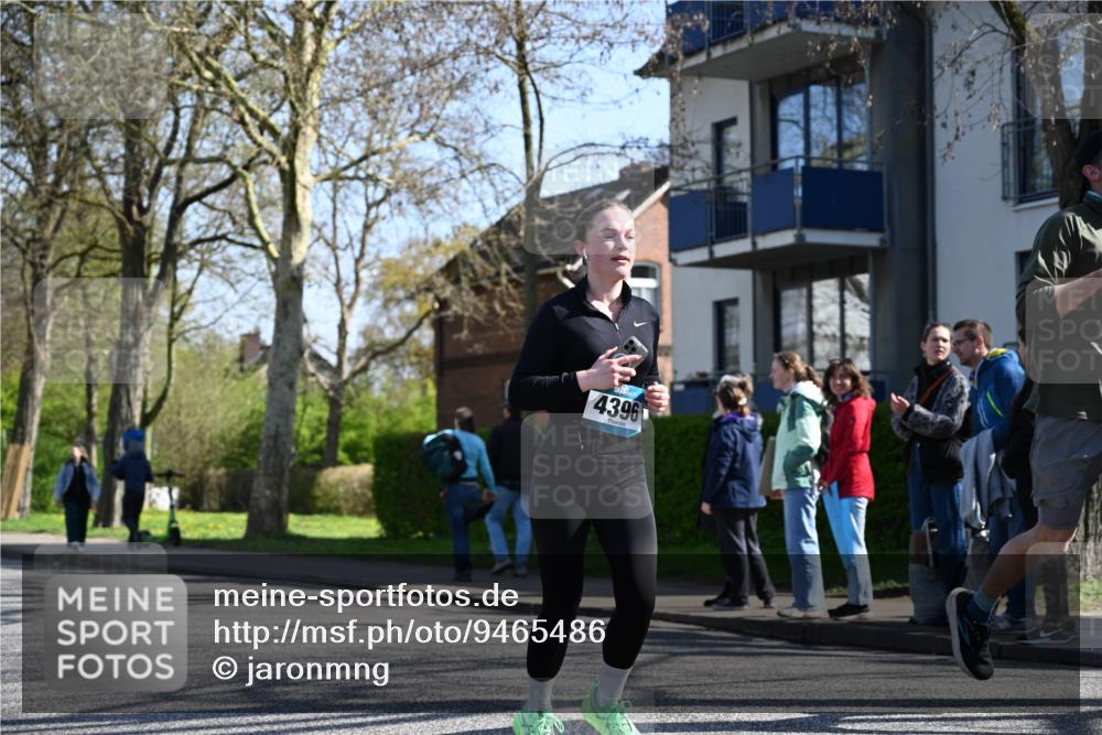 12.04.2026 - 45. Internationalen Wilhelmsburger Insellauf J. Mangold http://msf.ph/oto/9465486 12.04.2026 10:57:54 Ziel 2861, 3340, 2847, 4339, 3179, 3753, 4947, 3754, 5362, 4157, 2164, 4120, 2283, 2228, 4396, 3997, 2818, 2818, 3257, 2499, 2194, 2900, 3260, 3568, 4352, 4215, 4394, 4394, 3665, 3968, 4577, 5703, 3142, 5468 meine-sportfotos.de