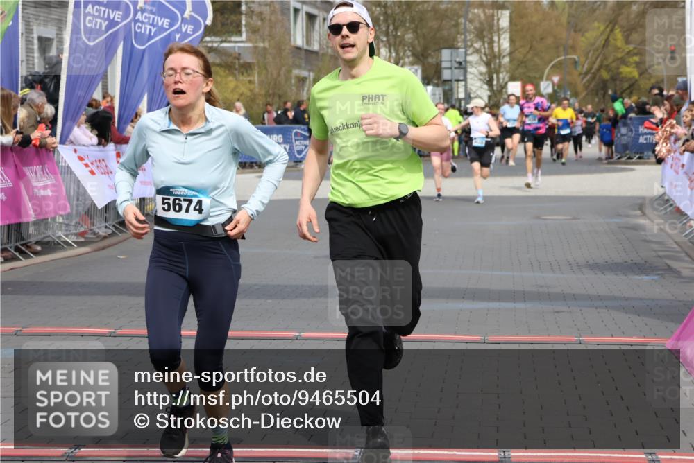 12.04.2026 - 45. Internationalen Wilhelmsburger Insellauf Strokosch-Dieckow http://msf.ph/oto/9465504 12.04.2026 13:13:06 Ziel 3441, 5674, 4841, 2275, 4671 meine-sportfotos.de