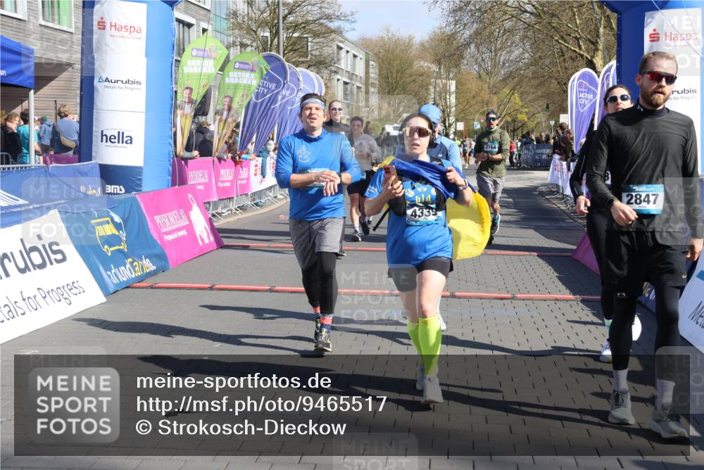 12.04.2026 - 45. Internationalen Wilhelmsburger Insellauf Strokosch-Dieckow http://msf.ph/oto/9465517 12.04.2026 10:58:20 Ziel 2847, 4339, 3179, 3753, 4947, 3754, 5362, 4157, 2164, 4120, 2283, 2228 meine-sportfotos.de