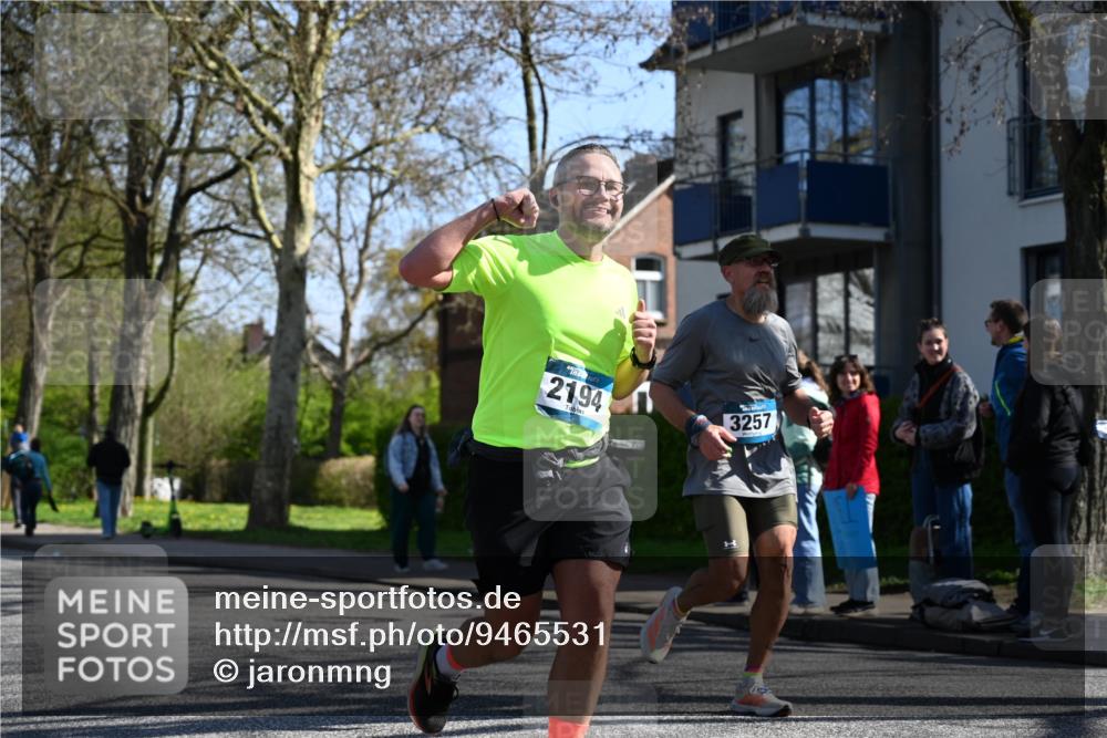12.04.2026 - 45. Internationalen Wilhelmsburger Insellauf J. Mangold http://msf.ph/oto/9465531 12.04.2026 10:58:06 Ziel 3754, 5362, 4157, 2164, 4120, 2283, 2228, 4396, 3997, 2818, 3257, 2499, 2194, 2900, 3260, 3568, 4352, 4215, 4394, 4394, 3665, 3968, 4577, 5703, 3142, 5468, 5703, 3142, 5468, 3140, 4071, 2553 meine-sportfotos.de