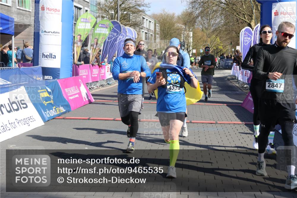 12.04.2026 - 45. Internationalen Wilhelmsburger Insellauf Strokosch-Dieckow http://msf.ph/oto/9465535 12.04.2026 10:58:20 Ziel 2847, 4339, 3179, 3753, 4947, 3754, 5362, 4157, 2164, 4120, 2283, 2228 meine-sportfotos.de