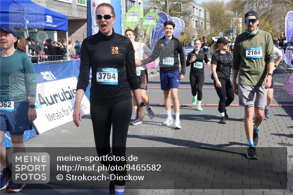 12.04.2026 - 45. Internationalen Wilhelmsburger Insellauf Strokosch-Dieckow http://msf.ph/oto/9465582 12.04.2026 10:58:26 Ziel 4120, 2283, 2228, 4396 meine-sportfotos.de