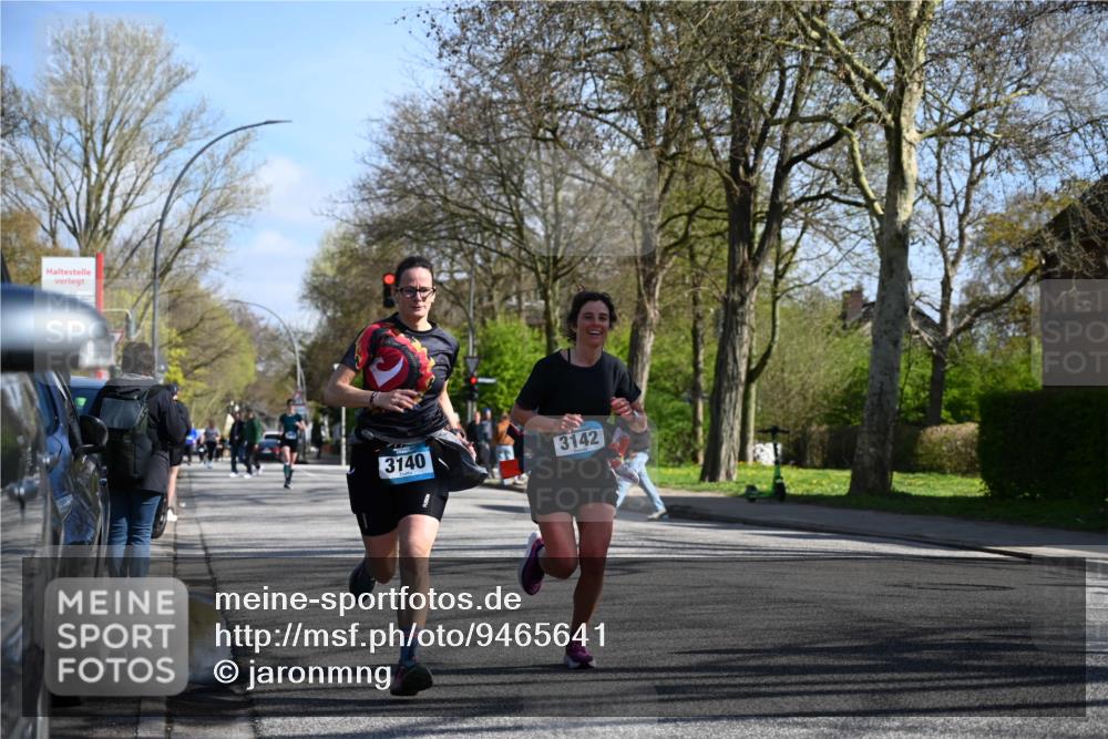 12.04.2026 - 45. Internationalen Wilhelmsburger Insellauf J. Mangold http://msf.ph/oto/9465641 12.04.2026 10:58:32 Ziel 3665, 3968, 4577, 5703, 3142, 5468, 3140, 4071, 2553, 2989, 3825, 5615, 3150, 2269, 5366, 3044, 3045 meine-sportfotos.de