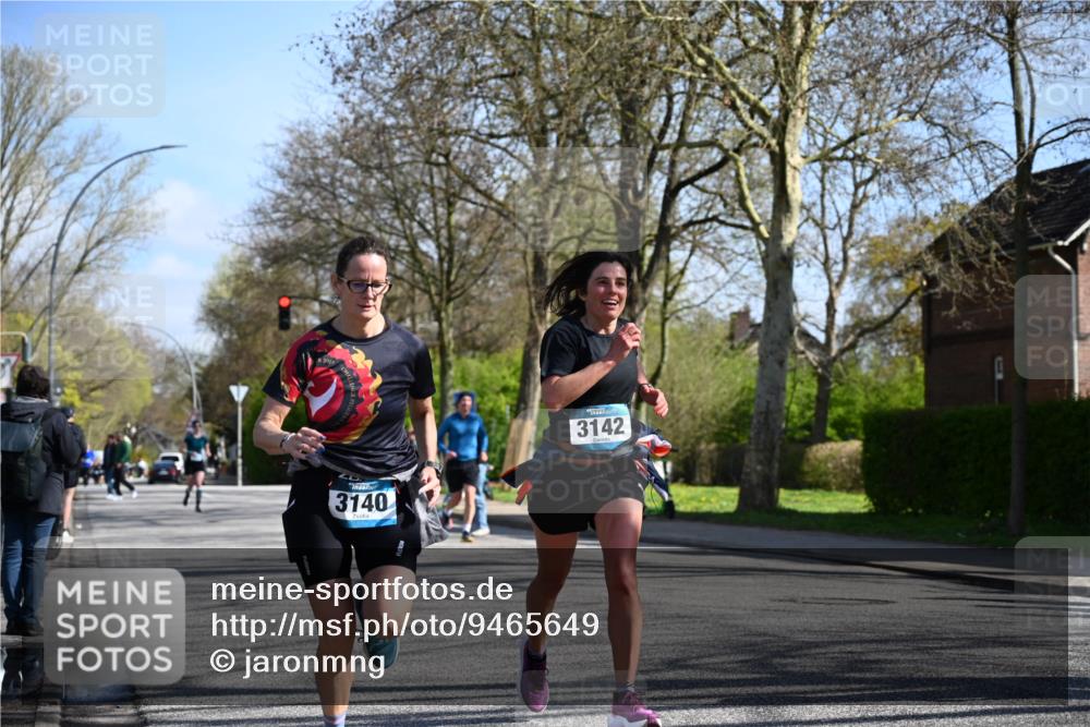 12.04.2026 - 45. Internationalen Wilhelmsburger Insellauf J. Mangold http://msf.ph/oto/9465649 12.04.2026 10:58:32 Ziel 3665, 3968, 4577, 5703, 3142, 5468, 3140, 4071, 2553, 2989, 3825, 5615, 3150, 2269, 5366, 3044, 3045 meine-sportfotos.de
