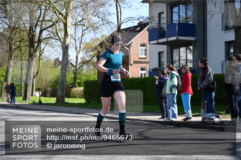 12.04.2026 - 45. Internationalen Wilhelmsburger Insellauf J. Mangold http://msf.ph/oto/9465673 12.04.2026 10:58:44 Ziel 3140, 4071, 2553, 2989, 3825, 5615, 3150, 2269, 5366, 3044, 3045, 3582, 4896, 2308 meine-sportfotos.de