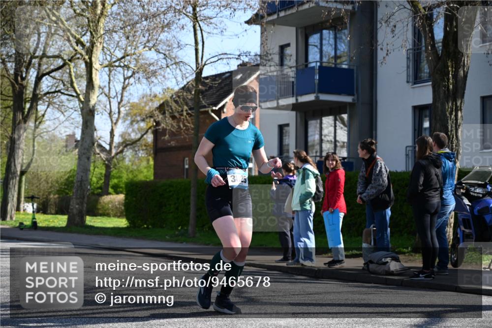 12.04.2026 - 45. Internationalen Wilhelmsburger Insellauf J. Mangold http://msf.ph/oto/9465678 12.04.2026 10:58:44 Ziel 3140, 4071, 2553, 2989, 3825, 5615, 3150, 2269, 5366, 3044, 3045, 3582, 4896, 2308 meine-sportfotos.de