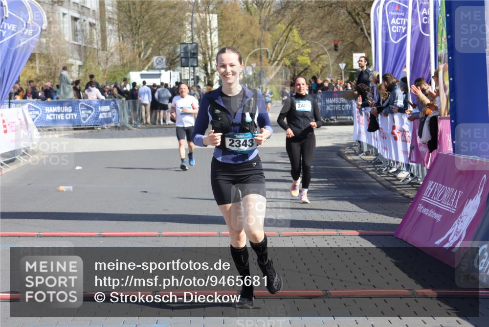 12.04.2026 - 45. Internationalen Wilhelmsburger Insellauf Strokosch-Dieckow http://msf.ph/oto/9465681 12.04.2026 11:16:08 Ziel 2561, 2343 meine-sportfotos.de