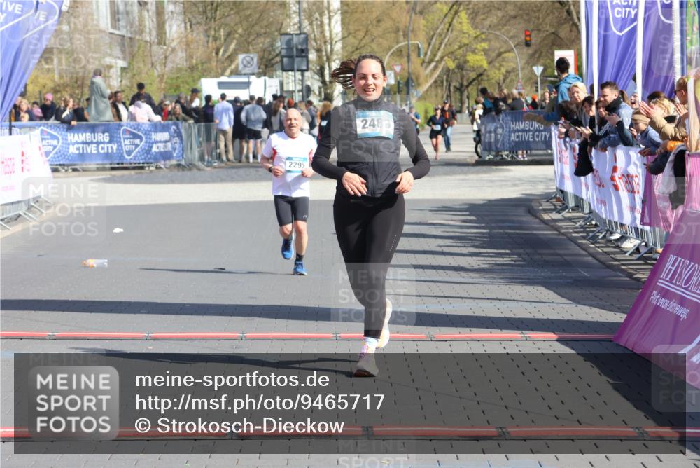 12.04.2026 - 45. Internationalen Wilhelmsburger Insellauf Strokosch-Dieckow http://msf.ph/oto/9465717 12.04.2026 11:16:11 Ziel 2343, 2295 meine-sportfotos.de