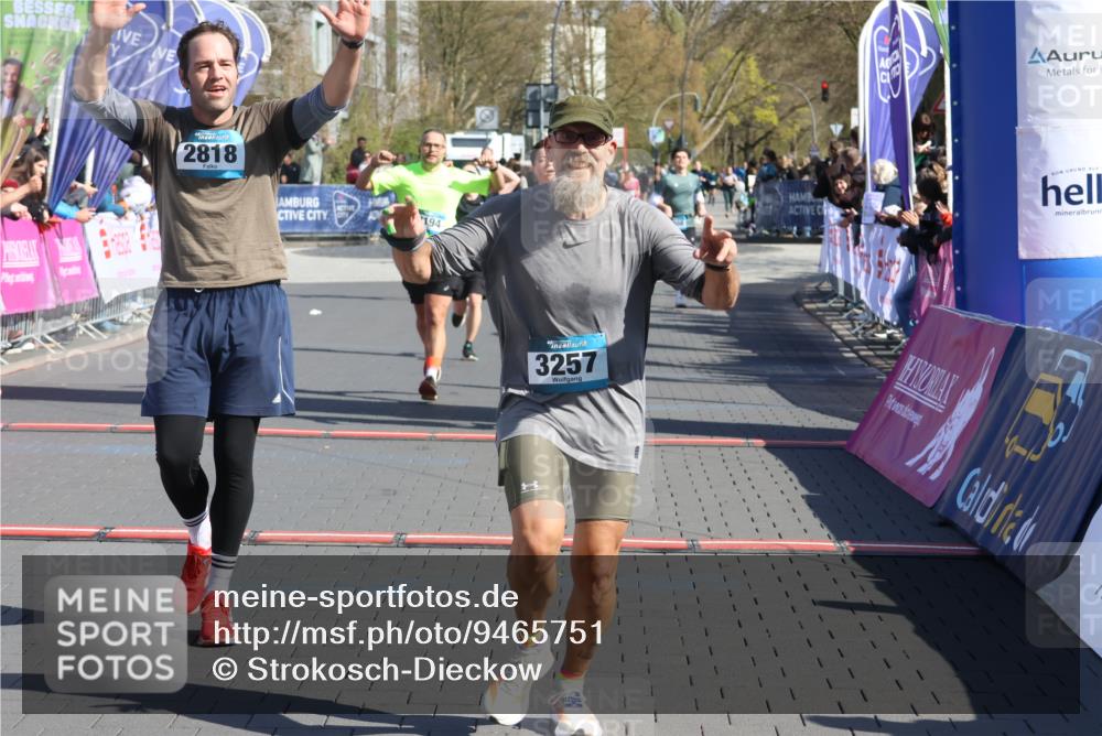 12.04.2026 - 45. Internationalen Wilhelmsburger Insellauf Strokosch-Dieckow http://msf.ph/oto/9465751 12.04.2026 10:58:36 Ziel 3997, 2818, 3257, 2499, 2194, 2900 meine-sportfotos.de