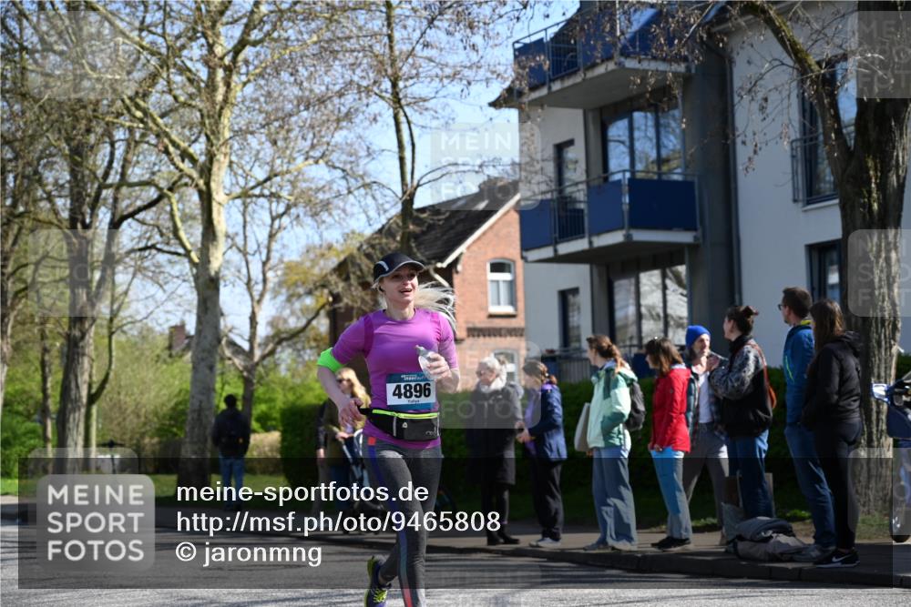 12.04.2026 - 45. Internationalen Wilhelmsburger Insellauf J. Mangold http://msf.ph/oto/9465808 12.04.2026 10:59:12 Ziel 5366, 3044, 3045, 3582, 4896, 2308, 5419, 2931, 2930, 4004, 2858, 5699, 5698, 4101, 2529, 3194 meine-sportfotos.de