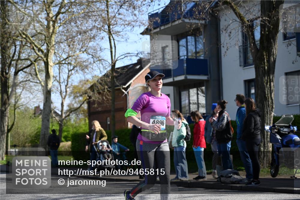 12.04.2026 - 45. Internationalen Wilhelmsburger Insellauf J. Mangold http://msf.ph/oto/9465815 12.04.2026 10:59:12 Ziel 5366, 3044, 3045, 3582, 4896, 2308, 5419, 2931, 2930, 4004, 2858, 5699, 5698, 4101, 2529, 3194 meine-sportfotos.de