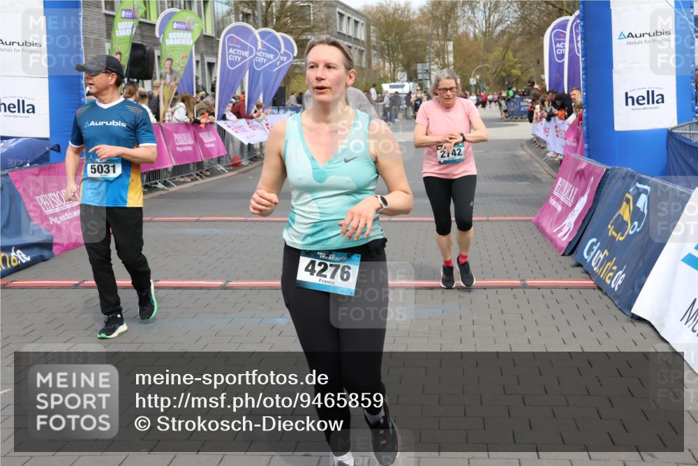 12.04.2026 - 45. Internationalen Wilhelmsburger Insellauf Strokosch-Dieckow http://msf.ph/oto/9465859 12.04.2026 13:12:33 Ziel 4328, 4276, 5031, 4532, 2742, 5437 meine-sportfotos.de